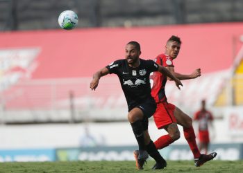 Bragantino dominou, comandou e sufocou o Furacão… e perdeu!
