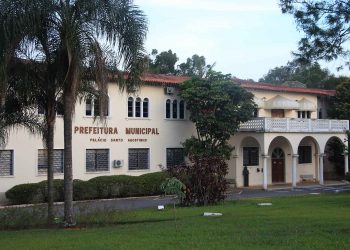 MP propõe ação civil por improbidade administrativa contra o ex-prefeito Fernão Dias