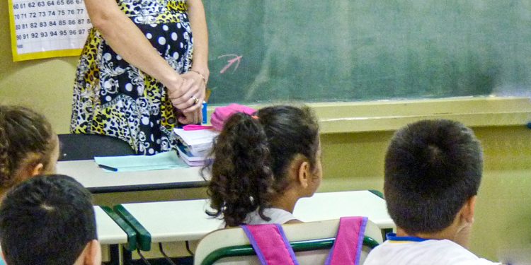 Prefeitura define retorno gradual das aulas em 1º de fevereiro
