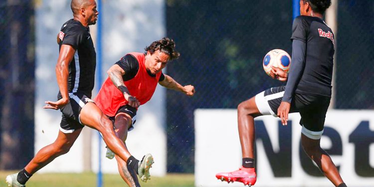 BRASILEIRÃO: Jogadores retomam preparação para enfrentar o São Paulo na quarta-feira