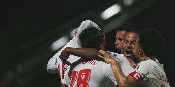 Líder Irreconhecível: Bragantino goleia o São Paulo em noite de pontaria certeira