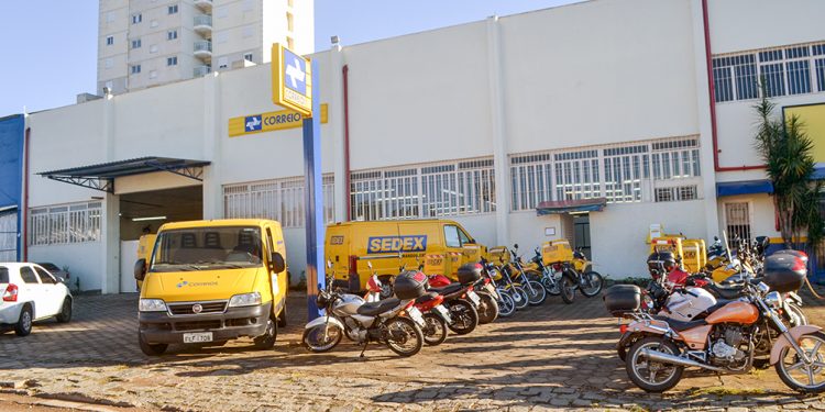 9 bairros sem atendimento: Correios se compromete  a estudar ampliação de entrega