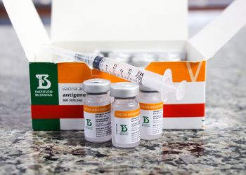 Funcionários do Município: 1.373 profissionais da educação e 143 agentes de segurança devem ser vacinados