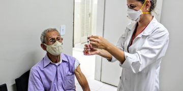 Bragança entra em consórcio municipal para compra de vacinas 