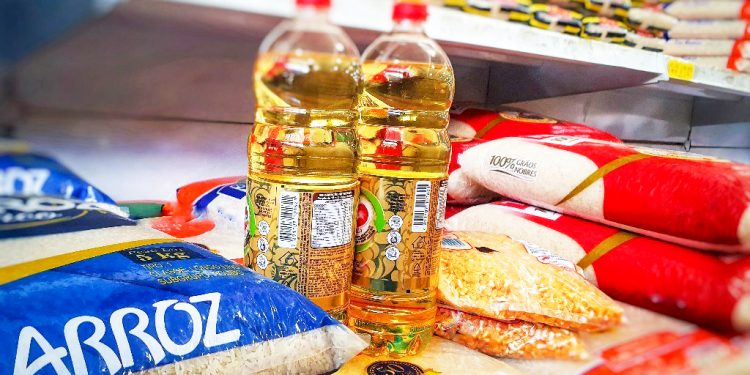 PODER DE COMPRA DESPENCA: Com R$ 100, há 20 anos, se comprava três vezes mais do que hoje