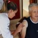 Gripe:  Vacinação começa hoje para idosos e professores 