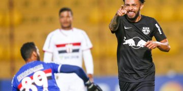 FOI CHAMADO PARA A SELEÇÃO OLÍMPICA : Tite deixa Claudinho de fora das Eliminatórias e Copa América