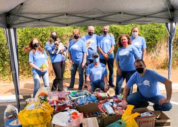 ReparaFOME! arrecada 1 tonelada de alimentos em primeiro drive-thru