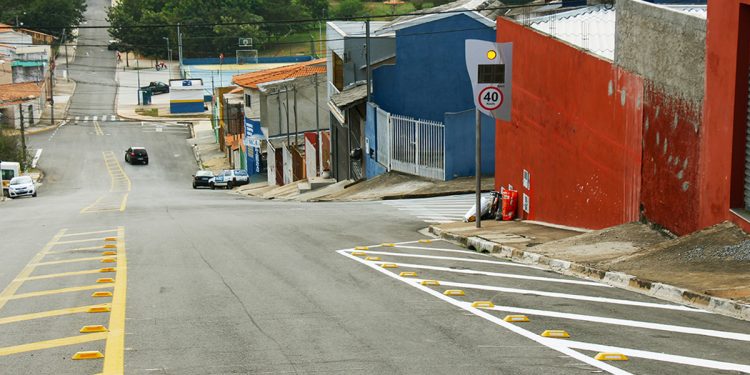Mais duas lombadas eletrônicas entram em funcionamento hoje 