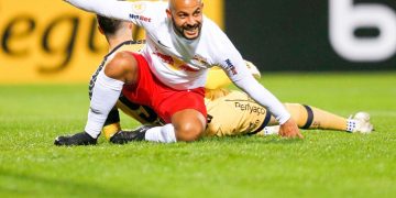 Massa Bruta estreia com vitória e bom futebol diante da Chapecoense