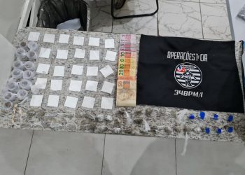 Equipe de Operações prende traficante com ´”fumo e pó” no Cruzeiro