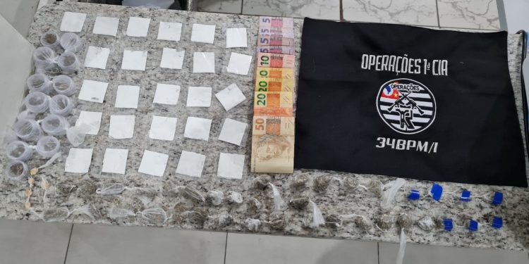 Equipe de Operações prende traficante com ´”fumo e pó” no Cruzeiro