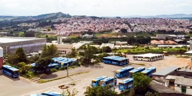 Na Hípica Jaguari: Barulho infernal e lixo atormentam moradores