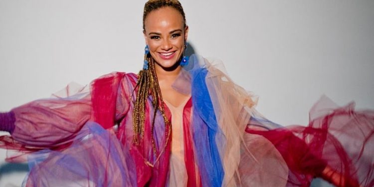 Luciana Mello abre 20º Festival de Inverno