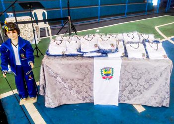 Retirada dos uniformes de inverno vai até dia 14