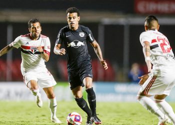 Bragantino enfrenta o São Paulo no Morumbi