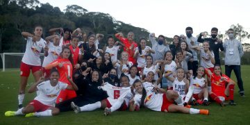 Vitória nos pênaltis leva o Bragantino Feminino à elite do Brasileirão