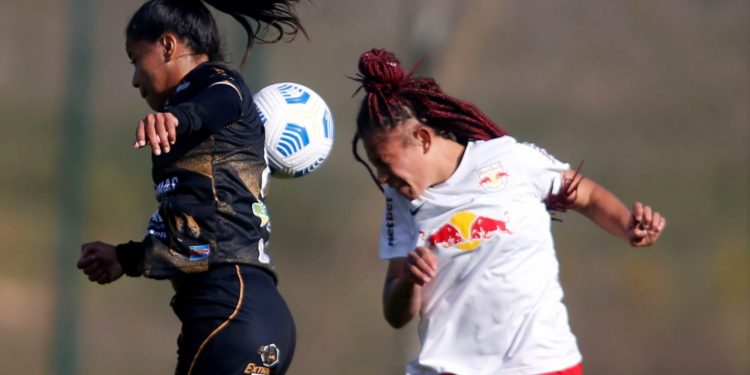 BRASILEIRÃO FEMININO: Meninas do Bragantino espantam a ‘zebra’ e avançam às quartas de final