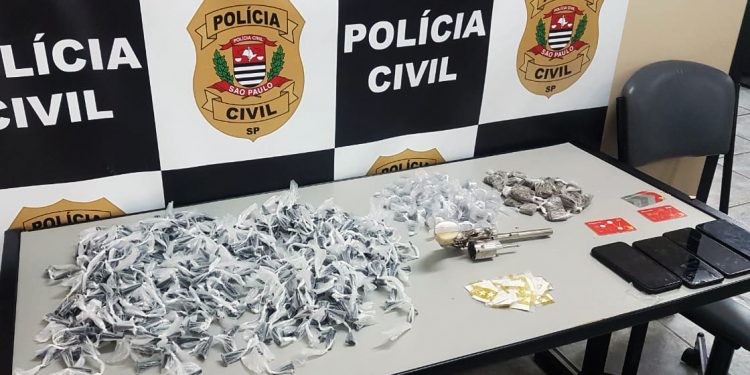 DIG prende traficante com 1,3 kg de drogas
