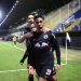 Com dificuldades, Bragantino avança na Sul-Americana após empate com o Del Valle