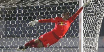 Cleiton salva Bragantino da derrota diante do Sport