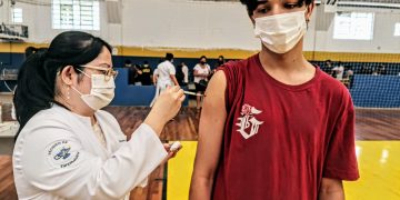 Agendamento para vacinação de pessoas acima de 12 anos será aberto às 12h