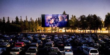 Gratuito: Posto de Monta recebe sessões do Cine Drive-In no final de semana