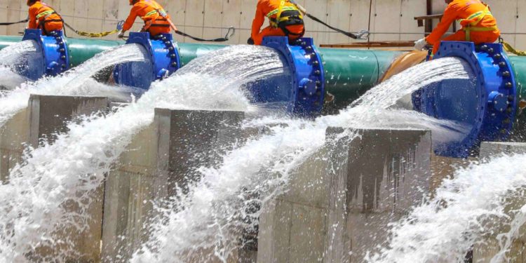 Crise hídrica se intensifica e Cantareira volta a ter reforço da água do Paraíba do Sul