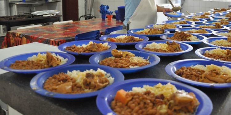 Vereadores votam hoje o Programa Municipal de Alimentação Escolar