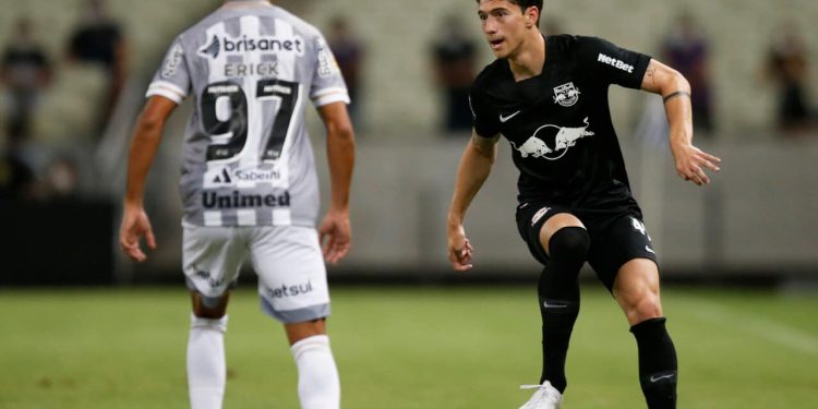 Com time remendado, Bragantino empata com o Ceará e deixa o G4