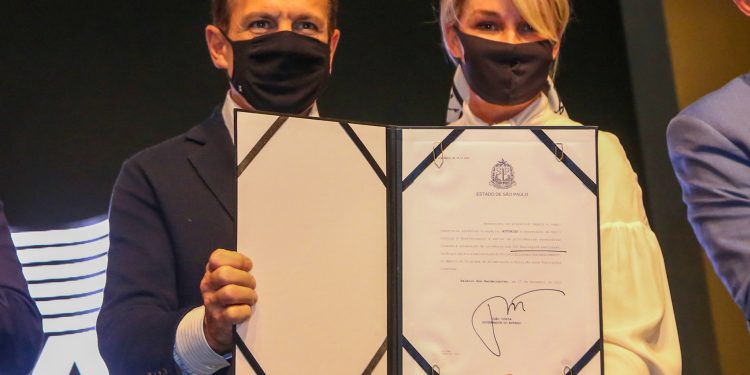 Bragança assina convênio com Governo do Estado para cursos de qualificação profissional