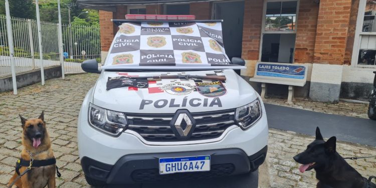 Equipe de Operações da Polícia Militar, Canil da GCM e Polícia Civil prendem dois e apreendem arma em Vargem