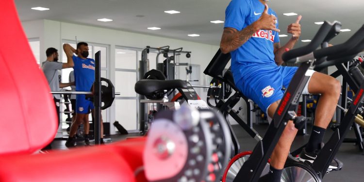 Sem Cuello e Weverton, Bragantino iniciou pré-temporada ontem