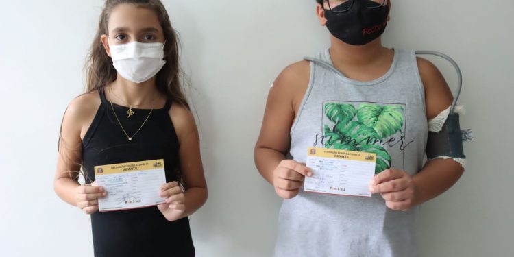 Com comorbidades  Aberto agendamento para vacinação de crianças de 5 a 11 anos