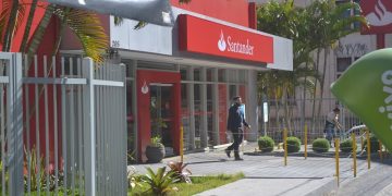 ABRE E FECHA: Bancos não terão expediente durante o Carnaval 