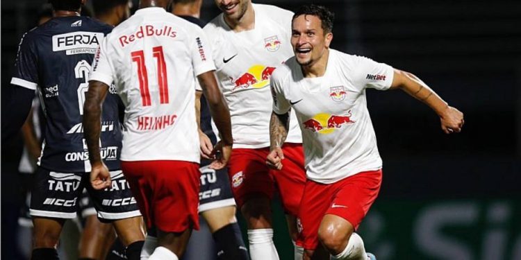 Bragantino vence com facilidade e goleia a Inter de Limeira