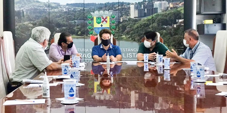 Assinado convênio com o Estado para melhorias em estradas rurais