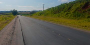 Pistas da SP-063 entre Bragança e Itatiba começam a ser recuperadas