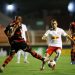 Com dois expulsos, Bragantino perde do Ituano