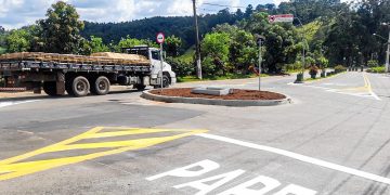Rotatória no São Miguel: Mobilidade Urbana toma providências rápidas e desenvolve ajustes geométricos