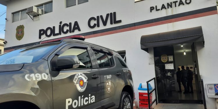 BAEP apreende drogas  na  Planejada  I