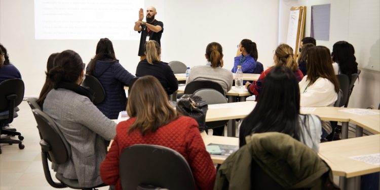 USF inicia curso de LIBRAS para todos os colaboradores