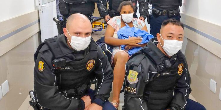 Equipe ROM da Guarda Municipal auxilia parto nas imediações do Posto de Monta