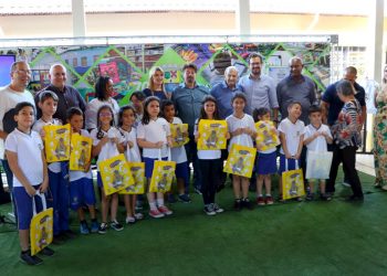 “Minha Primeira Biblioteca” chega a 45 mil livros entregues aos alunos da rede municipal de ensino