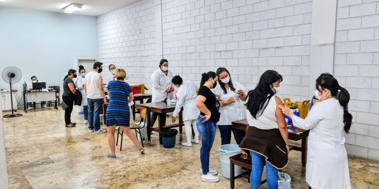 Vacina contra Covid-19 dispensa agendamento