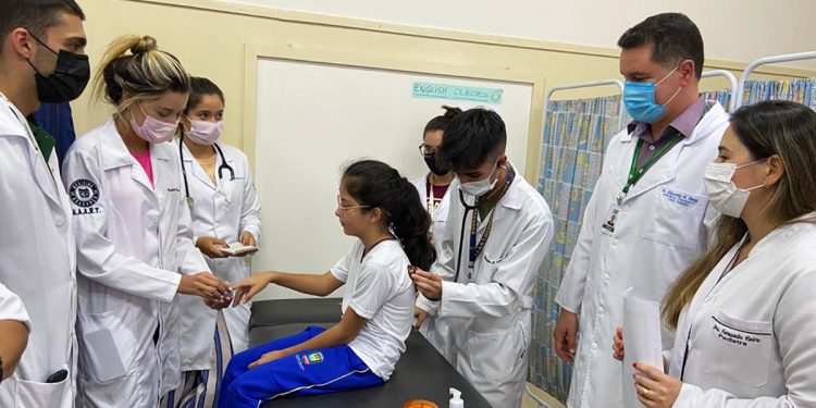 Parceria entre USF e Prefeitura promove Programa Saúde Escolar