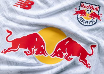 Bragantino divulga novo uniforme produzido pela New Balance