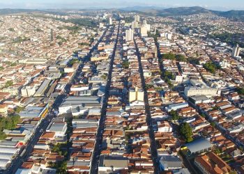 Em 1º turno, vereadores votam a LDO 2023