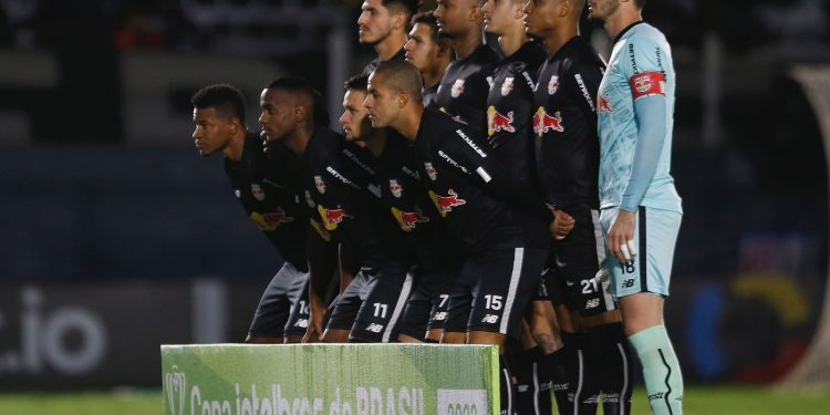 Bragantino se especializa em vexames e é eliminado da Copa do Brasil