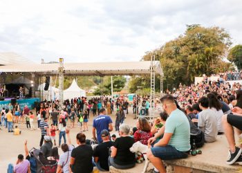 Festival de Inverno tem teatro, exposições, shows e desfile de moda neste fim de semana